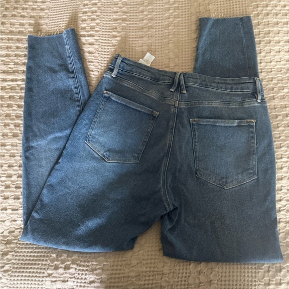 Good American Blue  Jeans - Picture 2 of 4